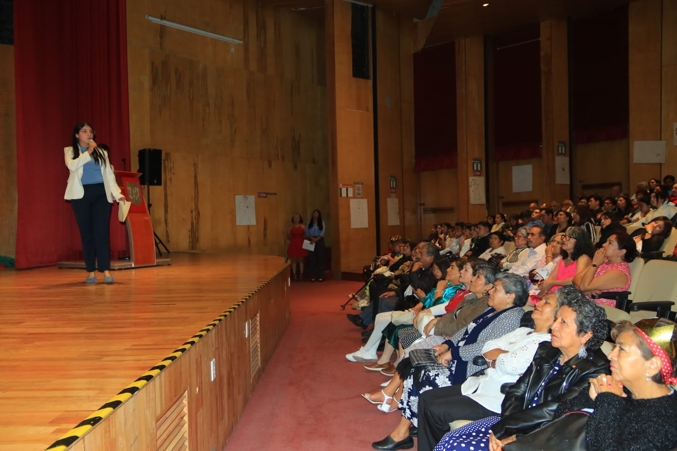 Estudiantes de Gerontología Social integran proyectos de intervención para un envejecimiento activo
